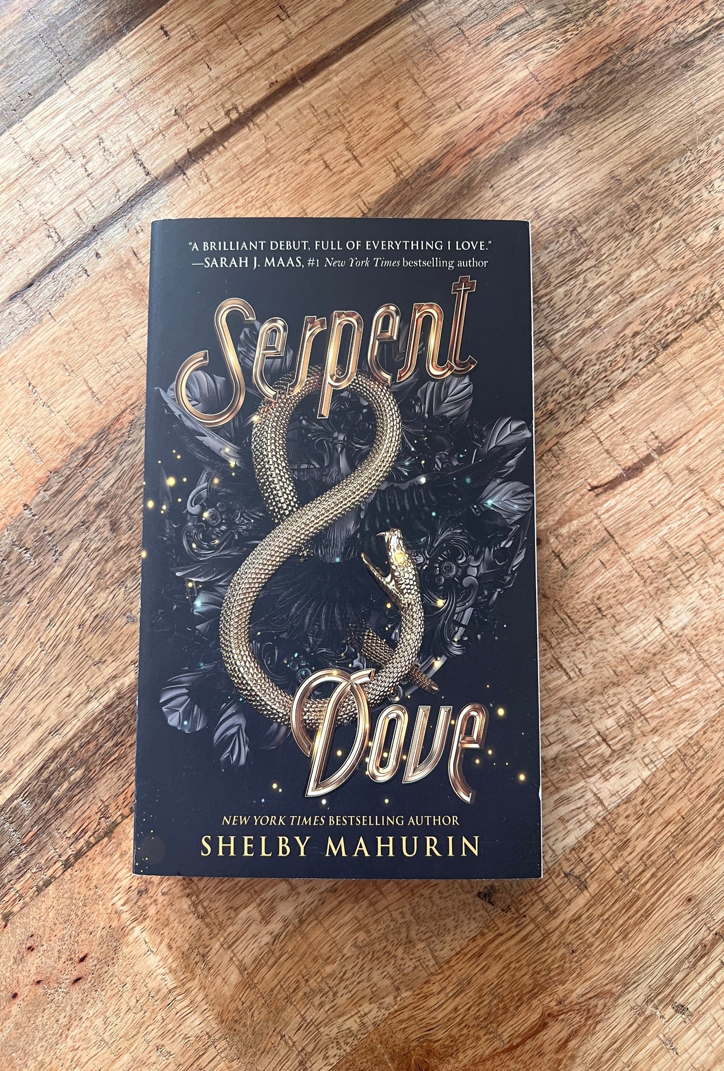 Serpent & Dove (Serpent & Dove #1)