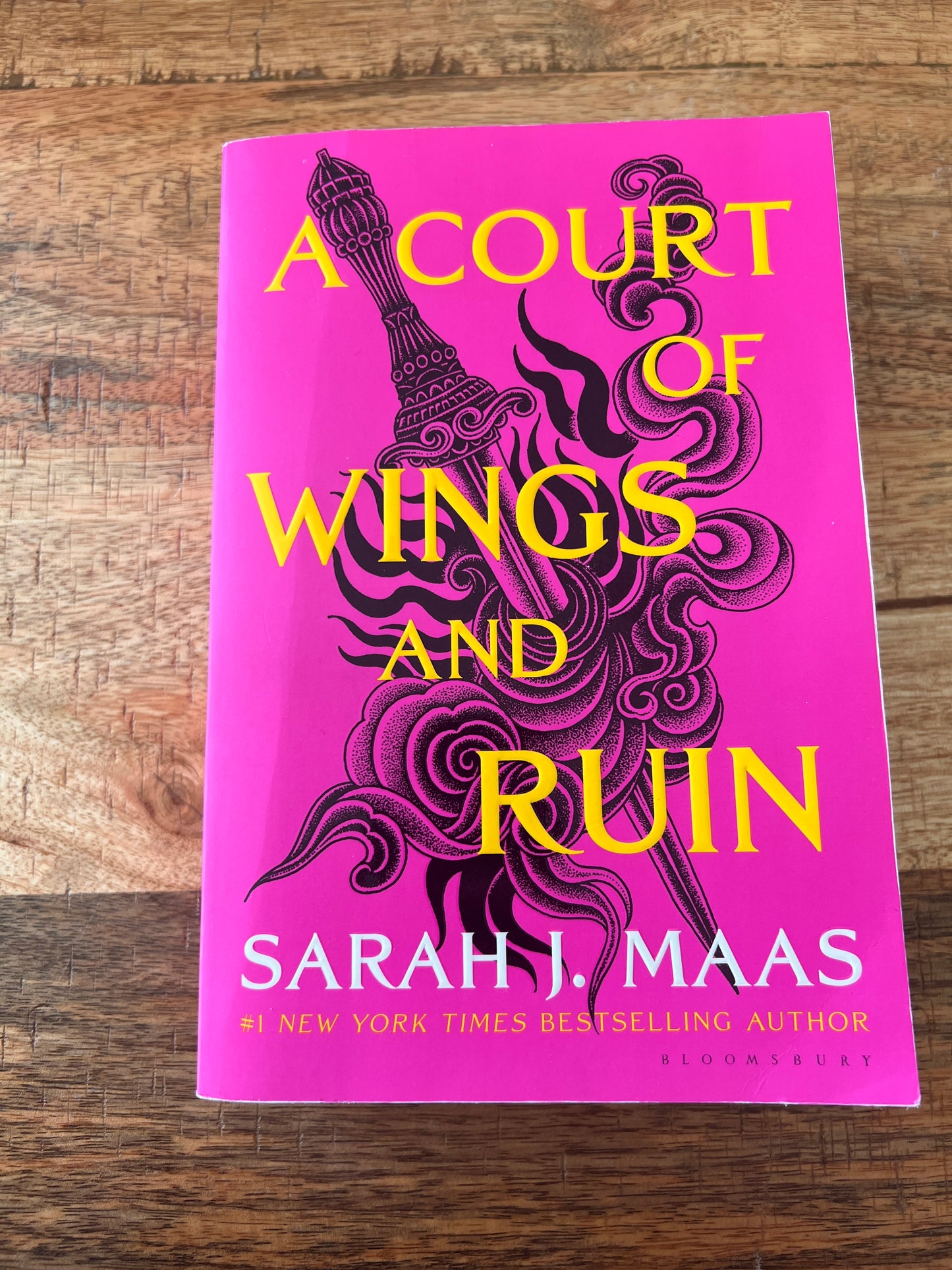 A Court of Wings and Ruin (A Court of Thorns and Roses #3)